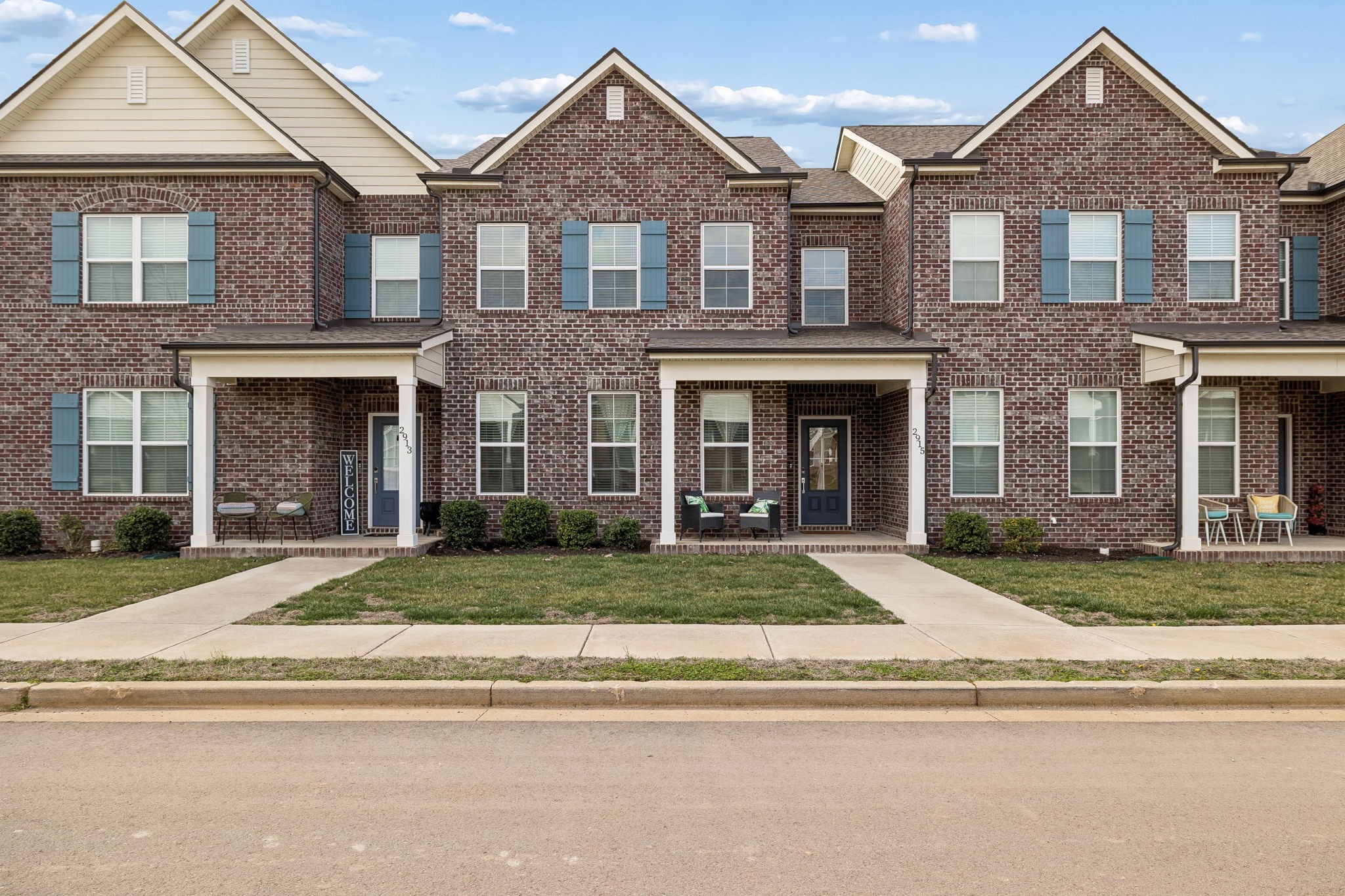 2915 Suzanne Landon Dr — sold
