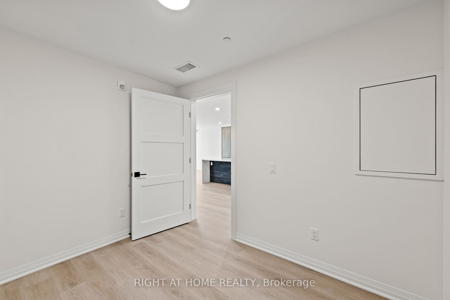 6523 Wellington Rd 7 204