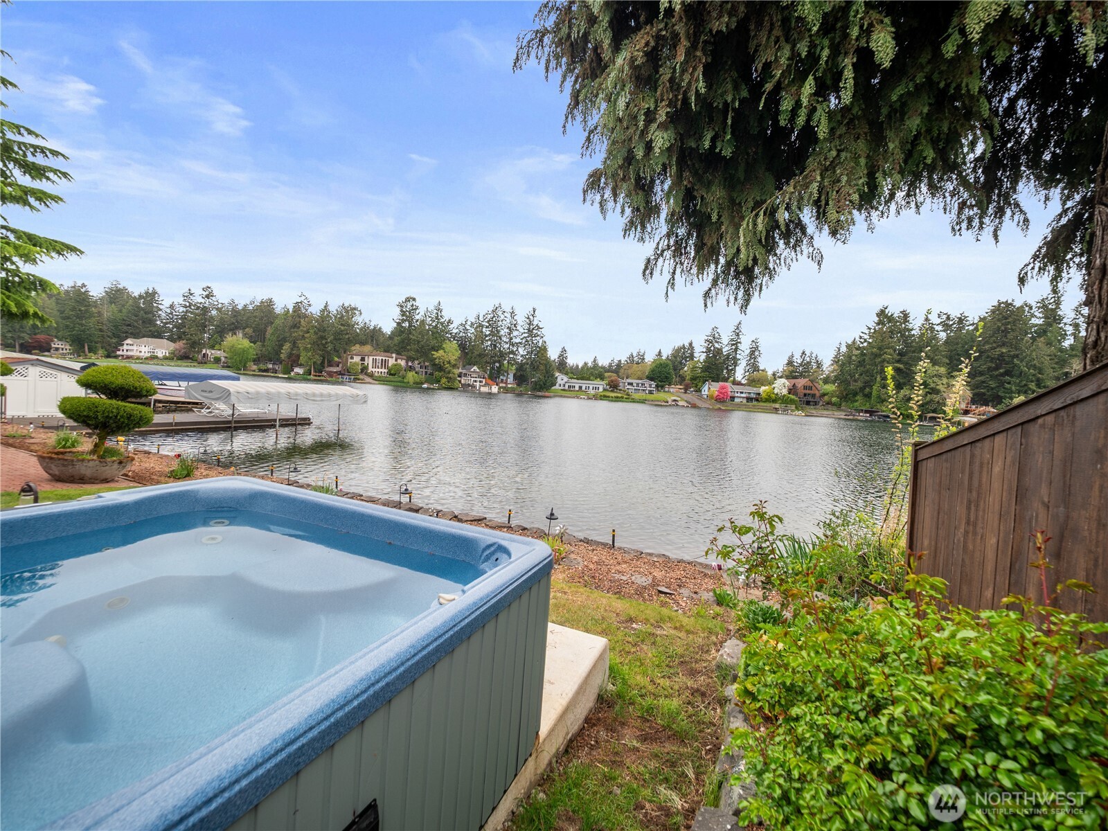 1119 Lake Vista Boulevard S