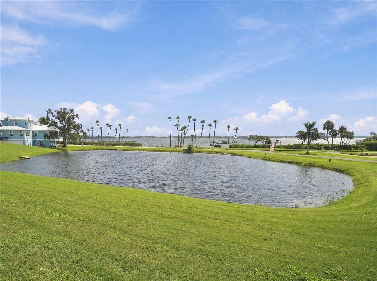 71 Island Court