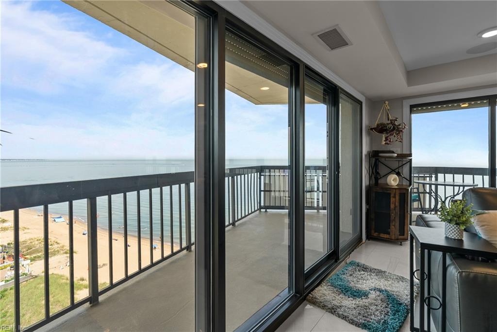 2830 Shore Drive 1103