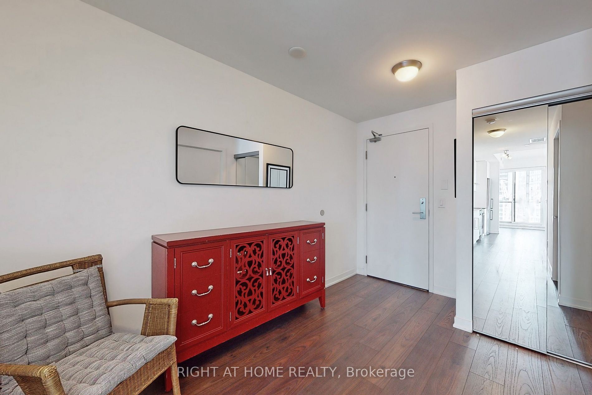 51 East Liberty St 1304