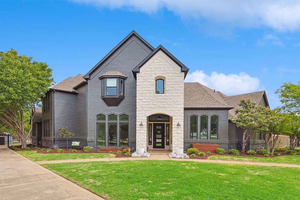 1625 Crestwood Trail