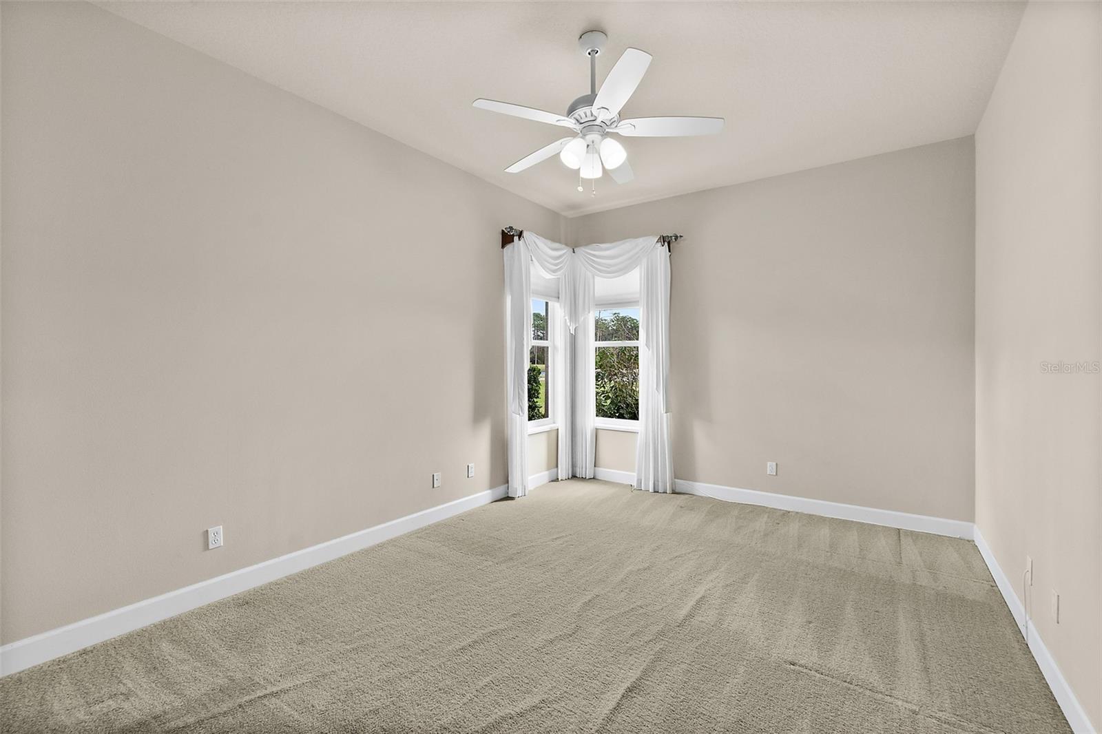 1113 Oxbridge Lane