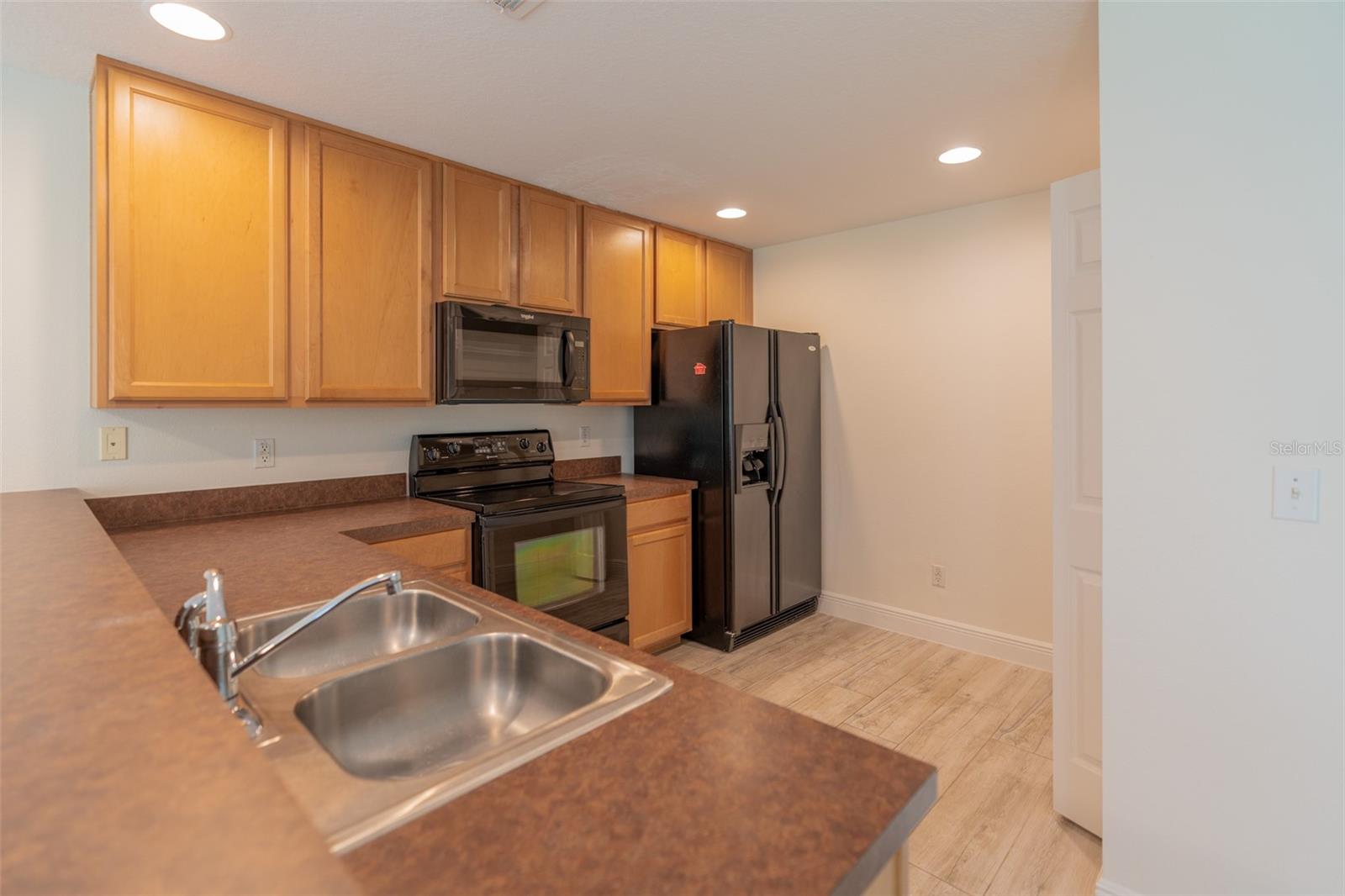 4084 Pitch Pine Circle