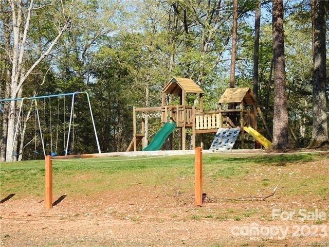 231 Overlook Drive