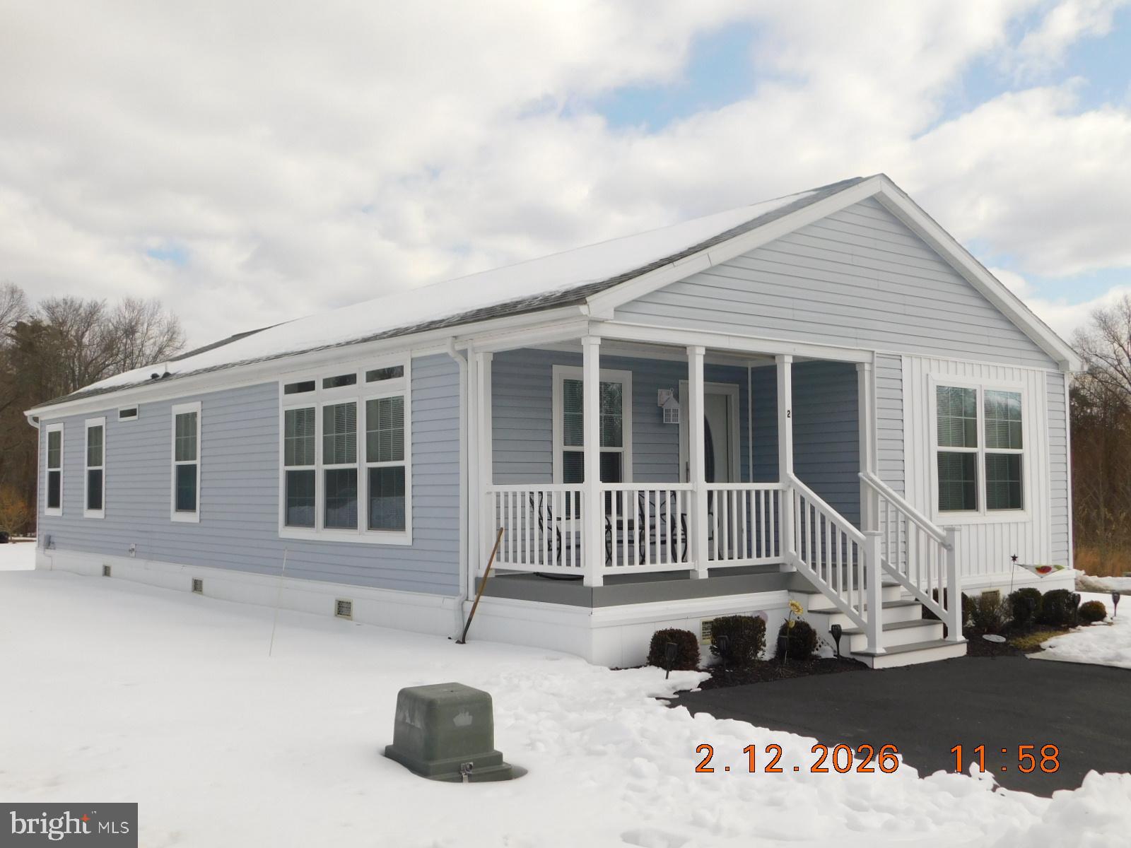 2 White Oak Dr  