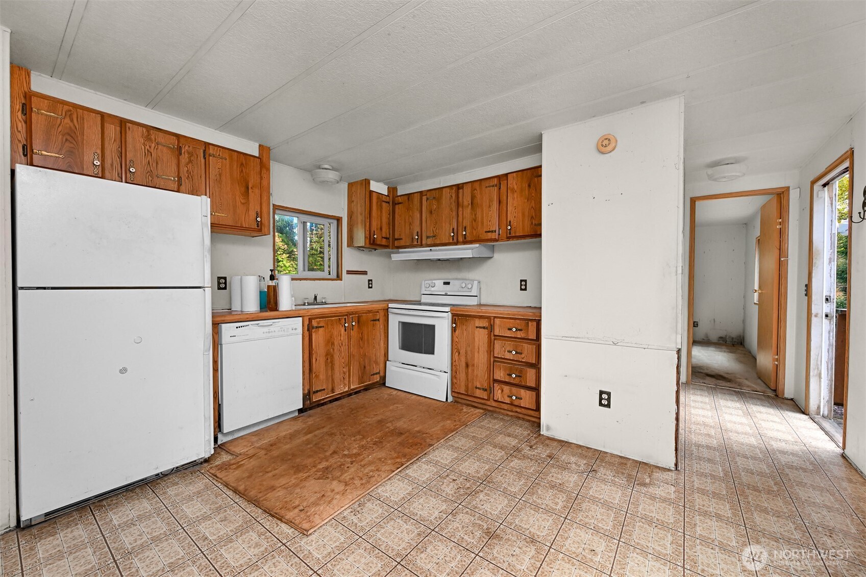 4257 Cody Road