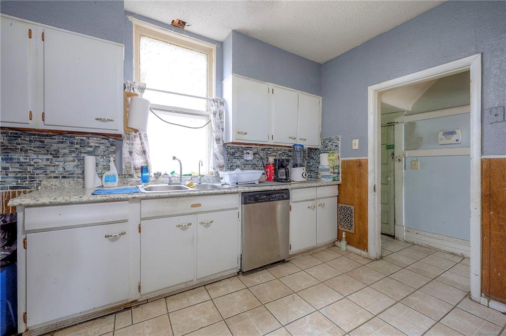 2624 Montgall Avenue