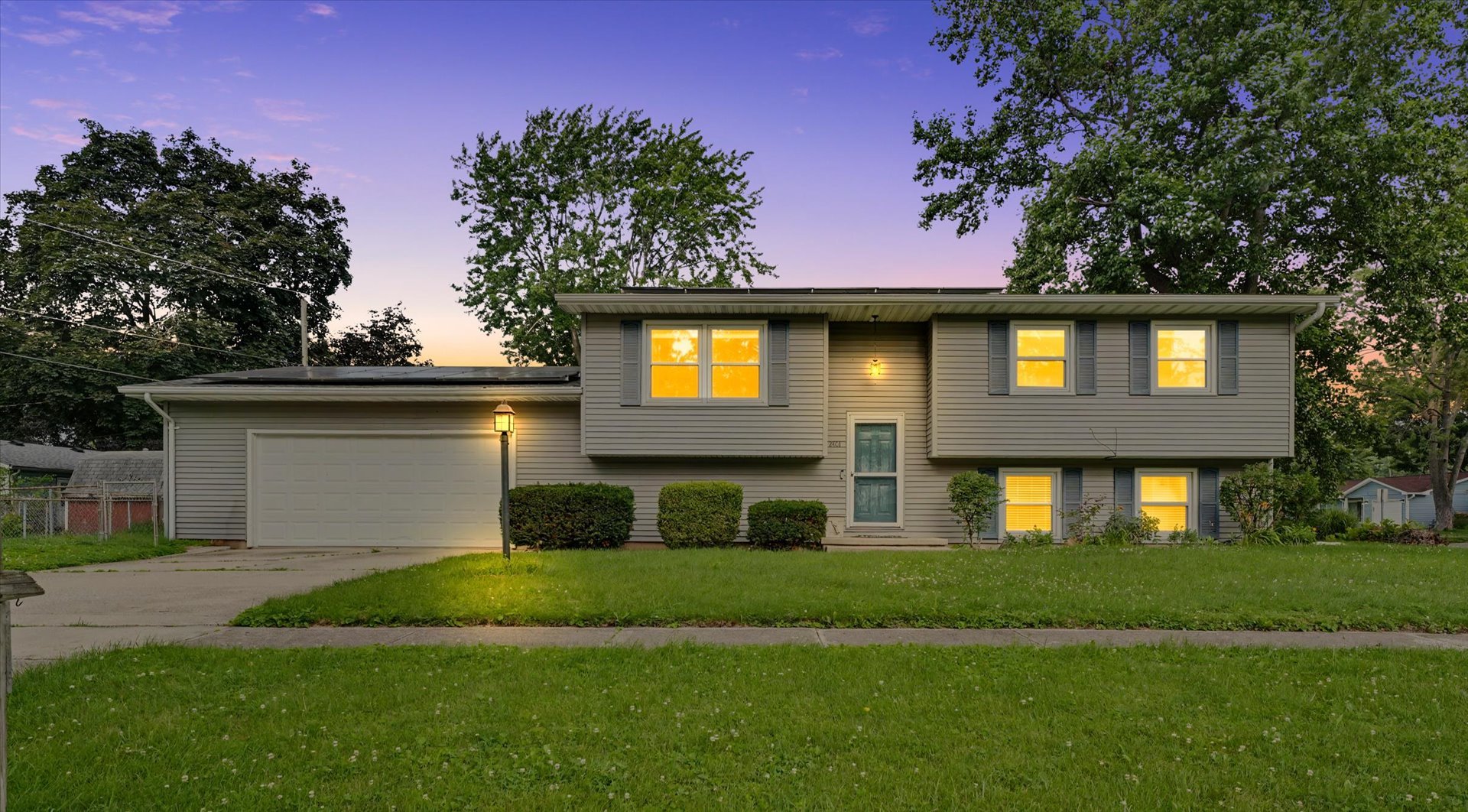 2401 Arden Drive