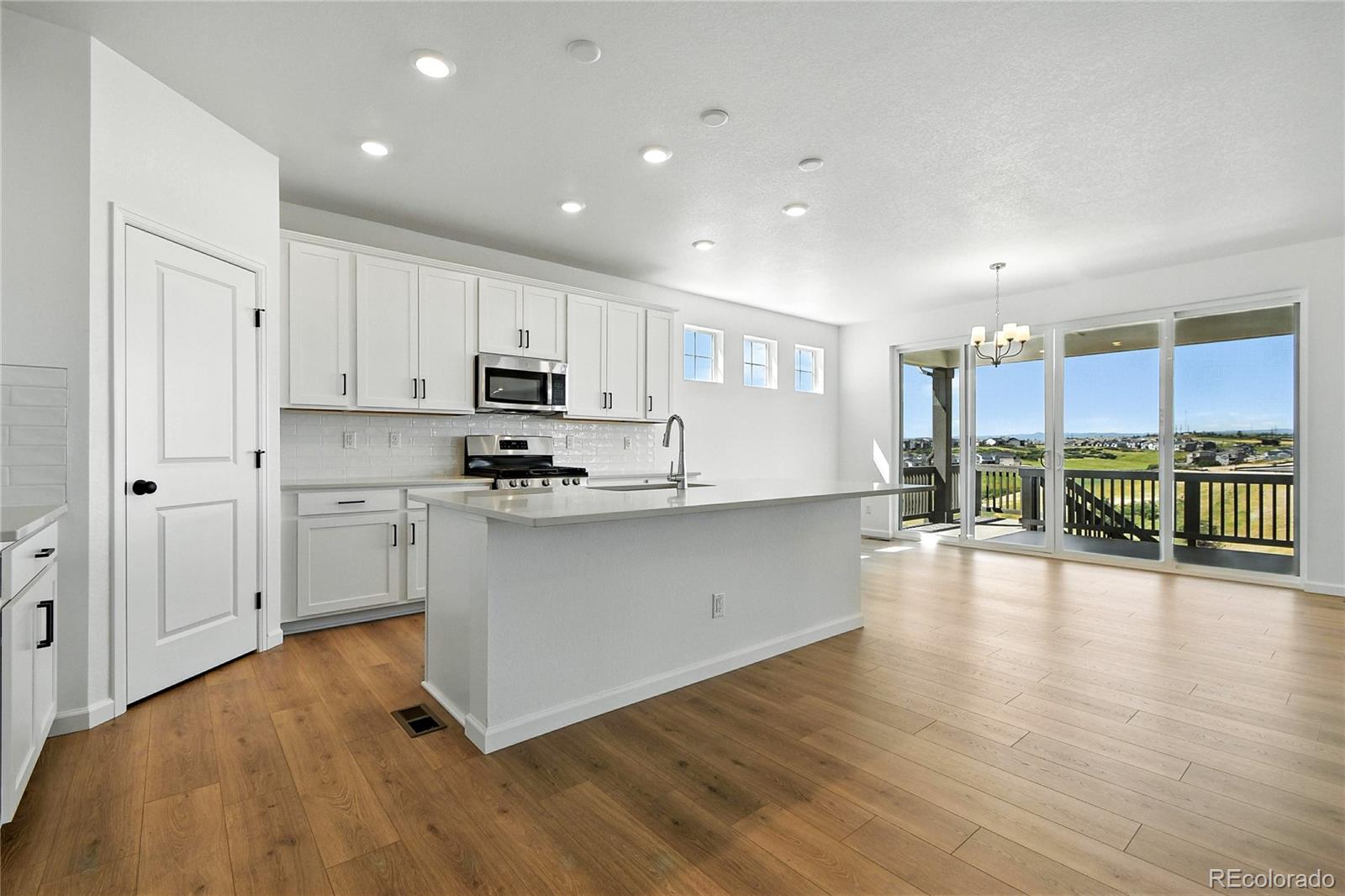 4225 Ridgewalk Point