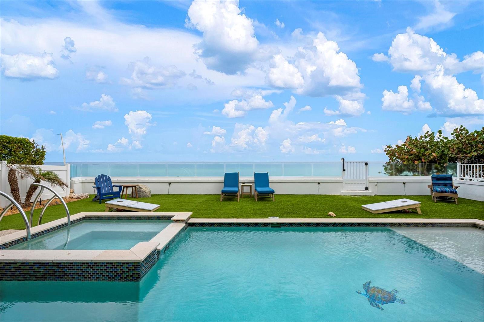 915 N Shore Drive