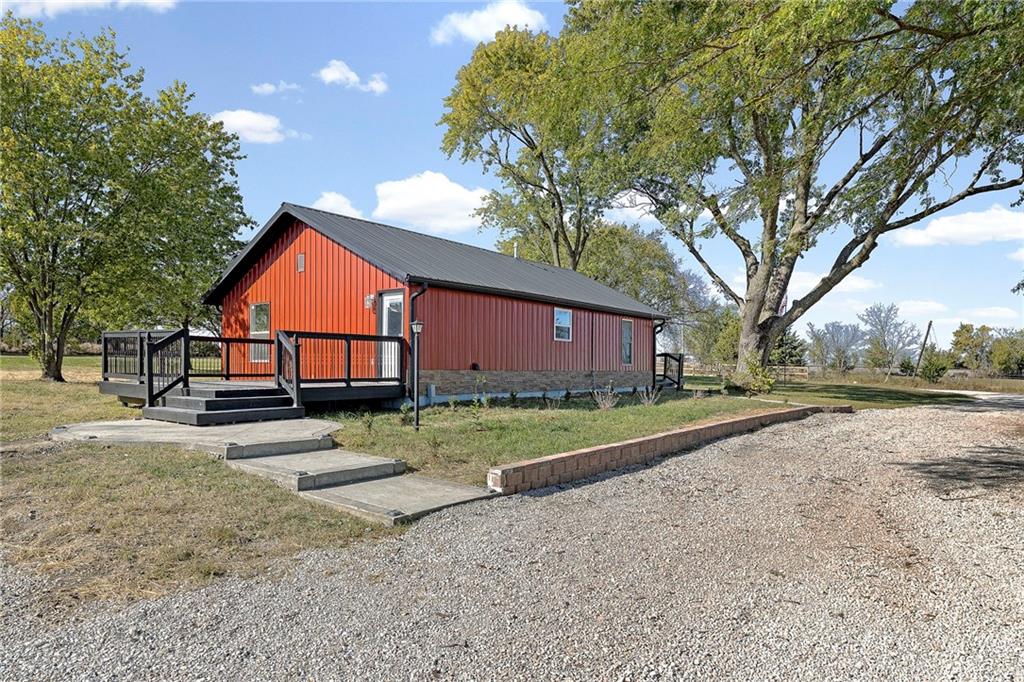 22244 NW 1400th Road