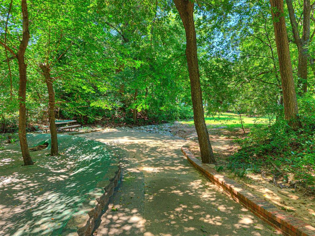 2312 Overholser Court
