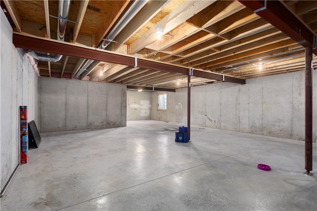 27600 E Red Fox Street