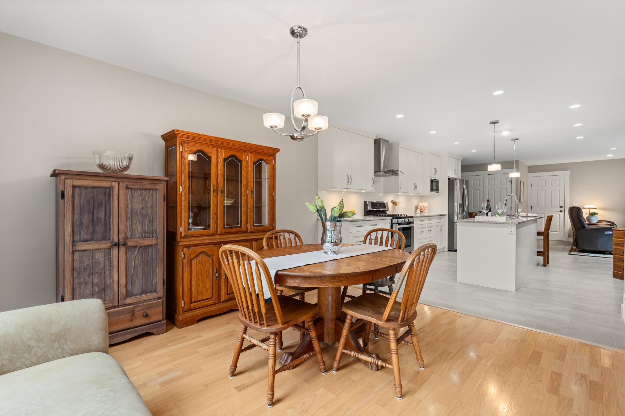 1854 Southmere Crescent 1