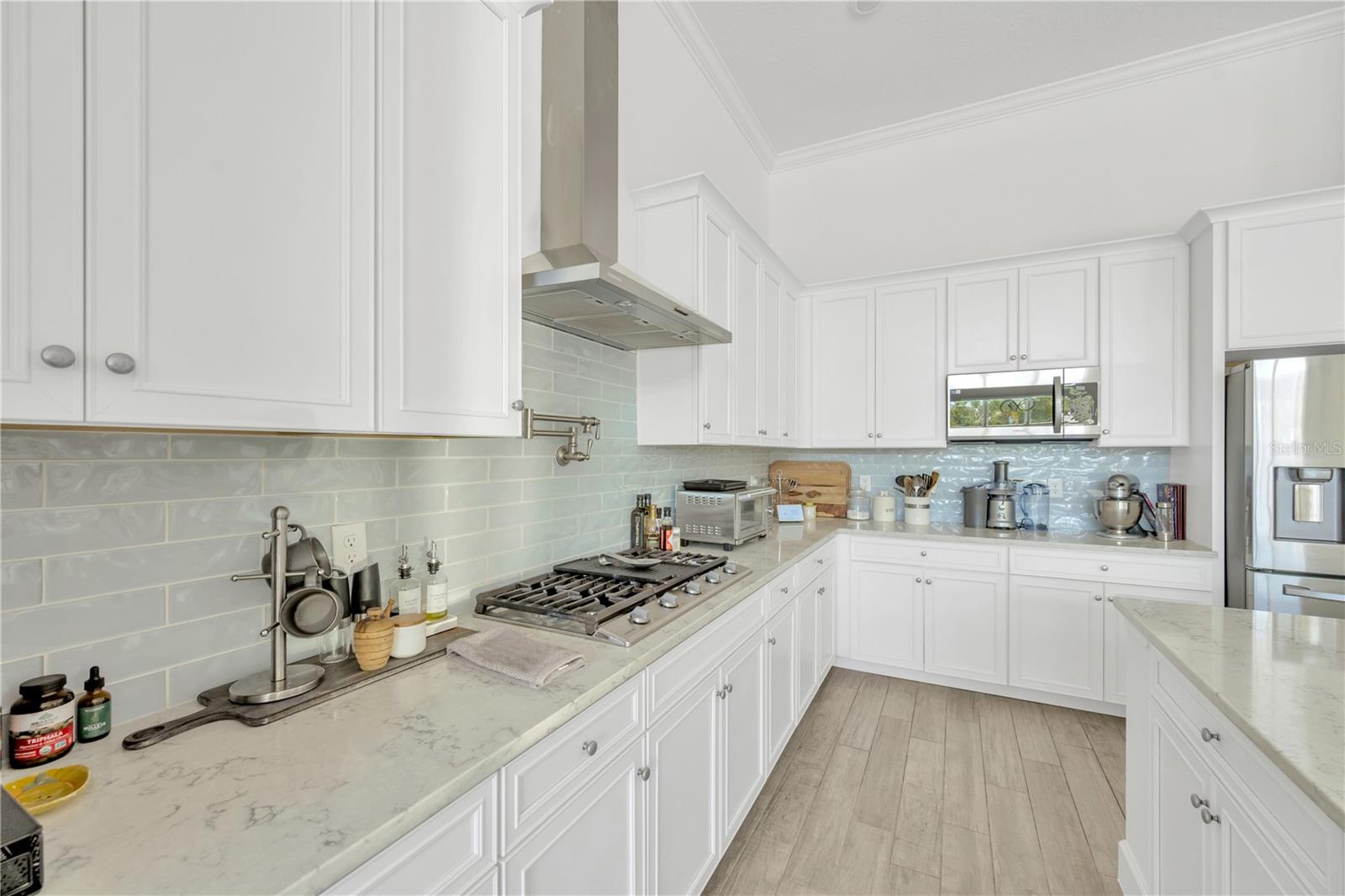832 Manns Harbor Drive