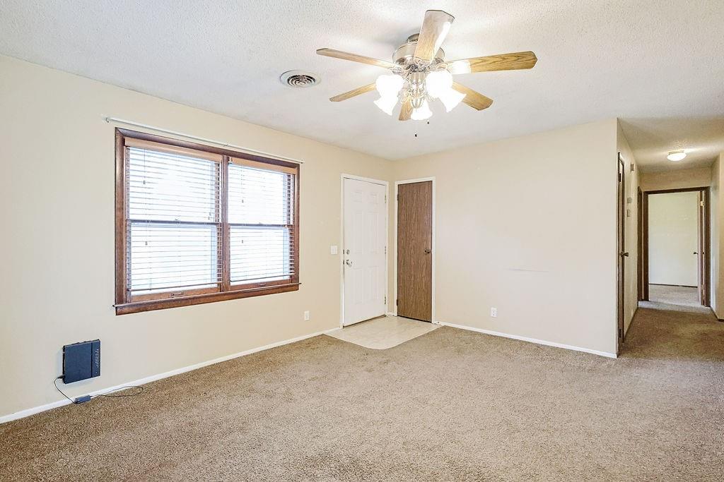 409 S Catalpa Street