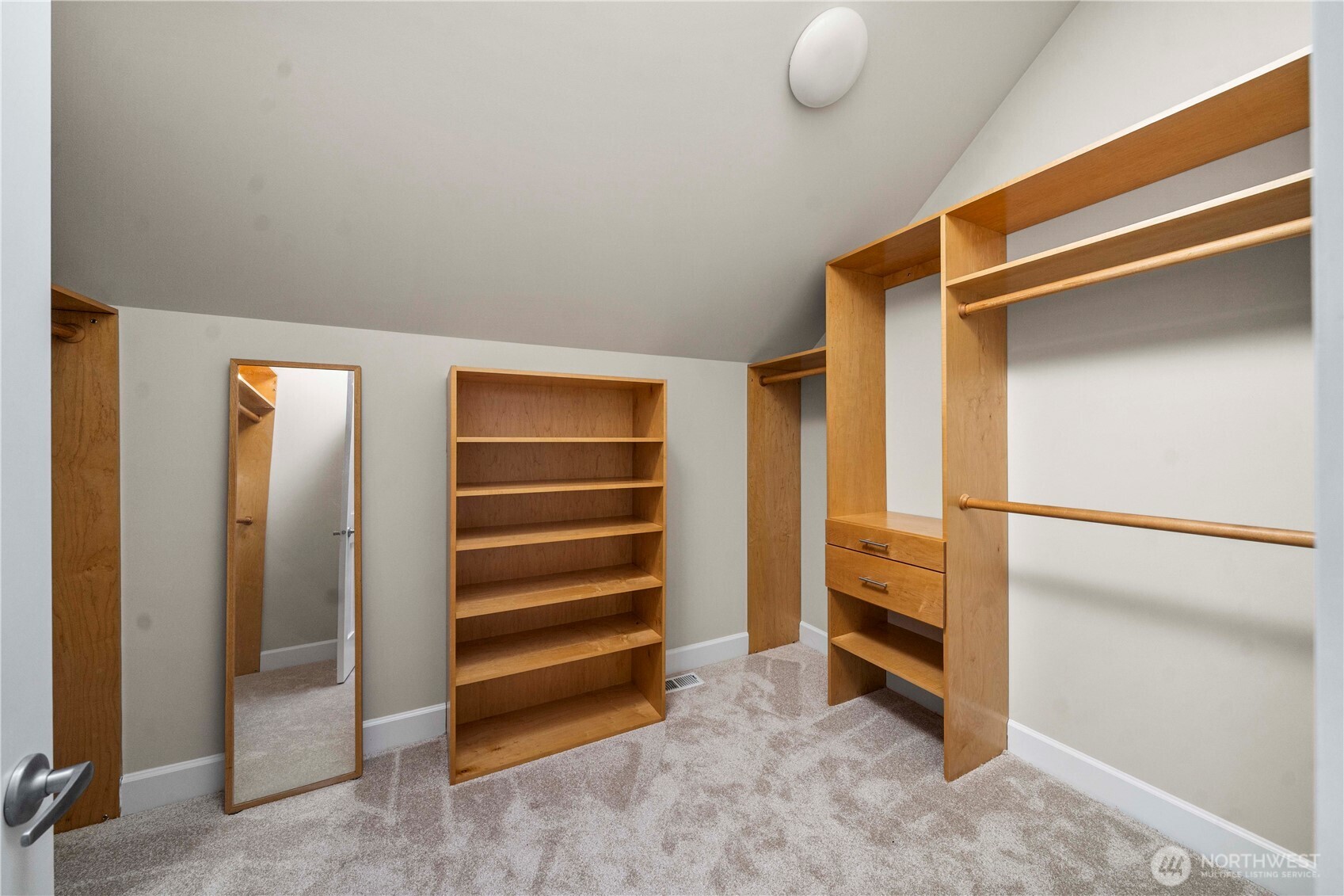 11028 E Riverside Drive