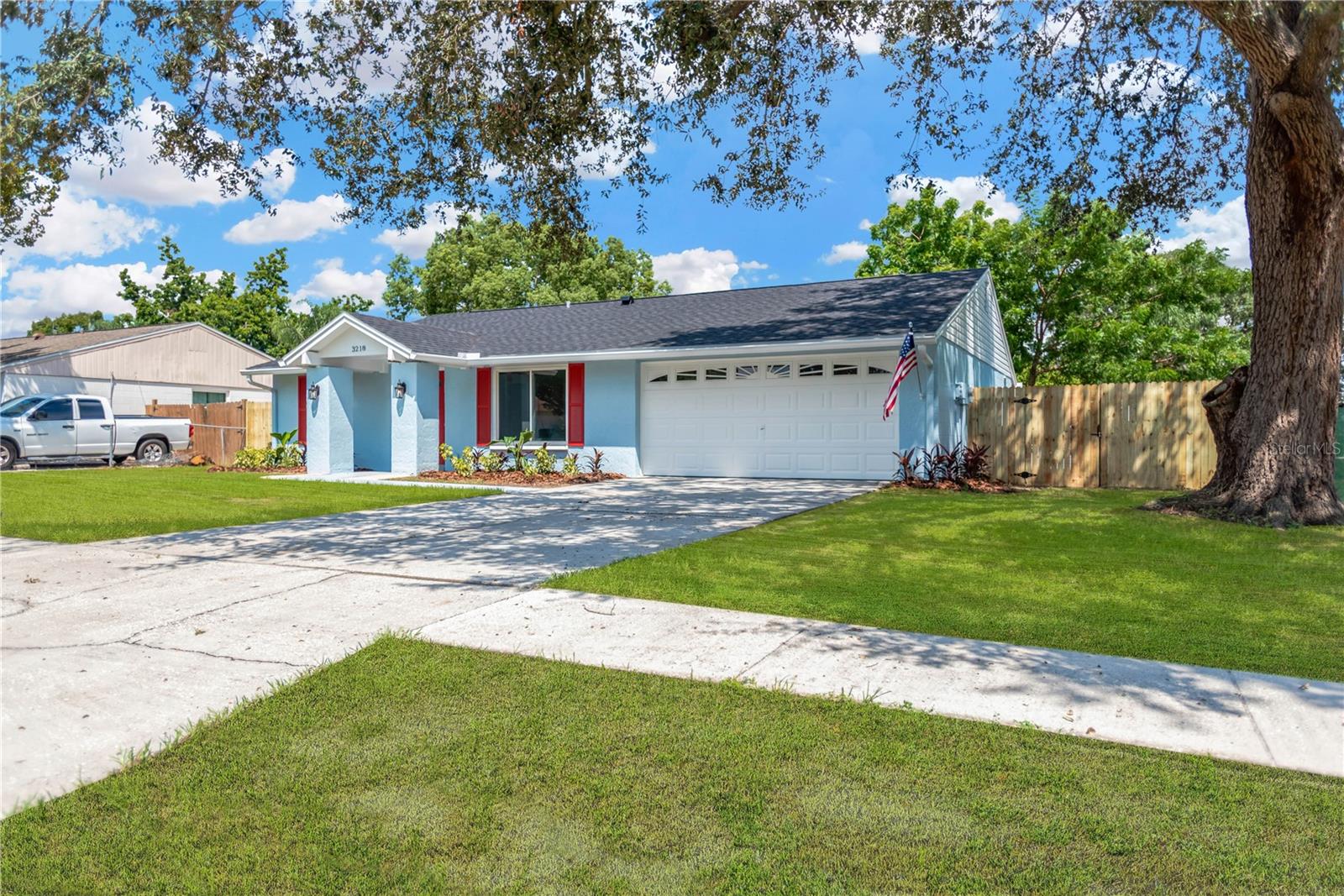 3218 King Charles Circle
