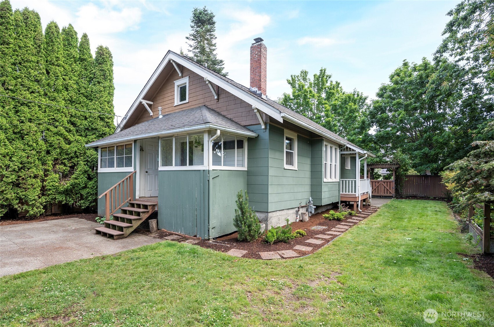 2909 N 7th Street