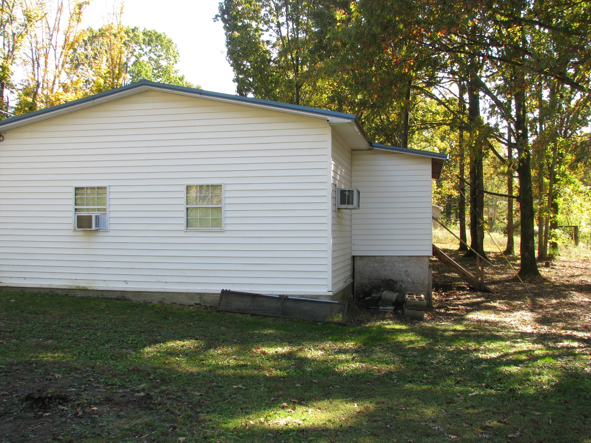 329 Clover Ln