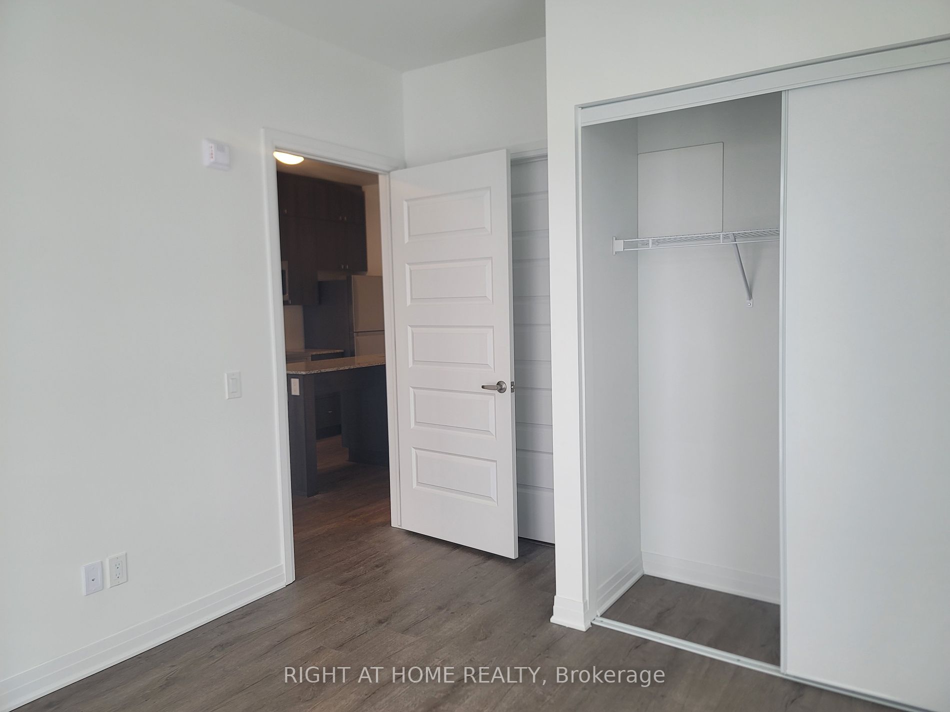 460 Gordon Krantz Ave 502