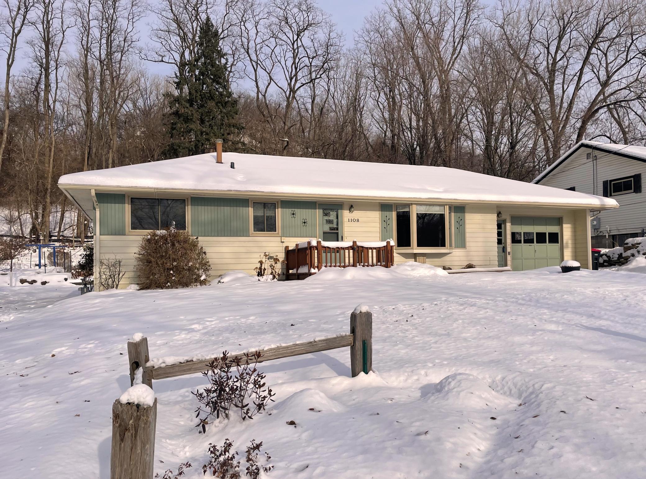 1108 Hawthorn Street