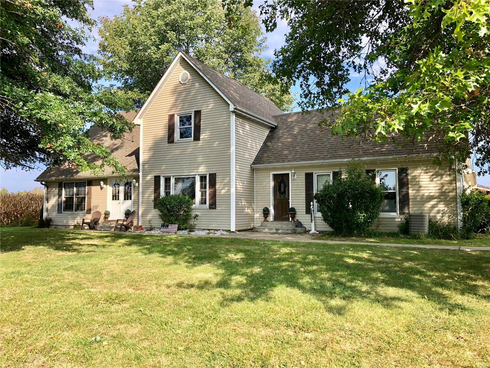 89,900 15265 N 6th Avenue Coffeen IL 62017 Montgomery County Realty