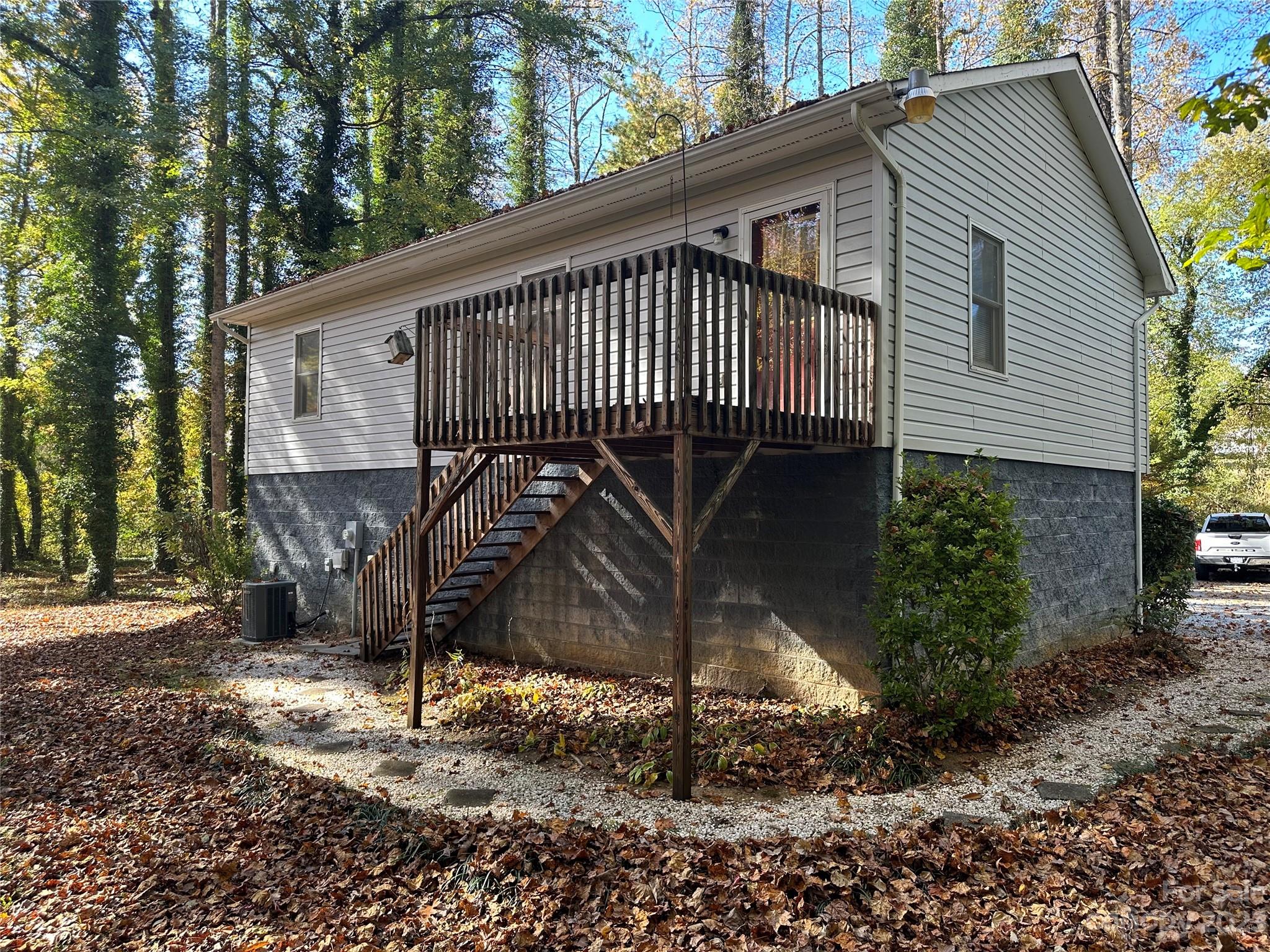 1305 Hibriten Drive