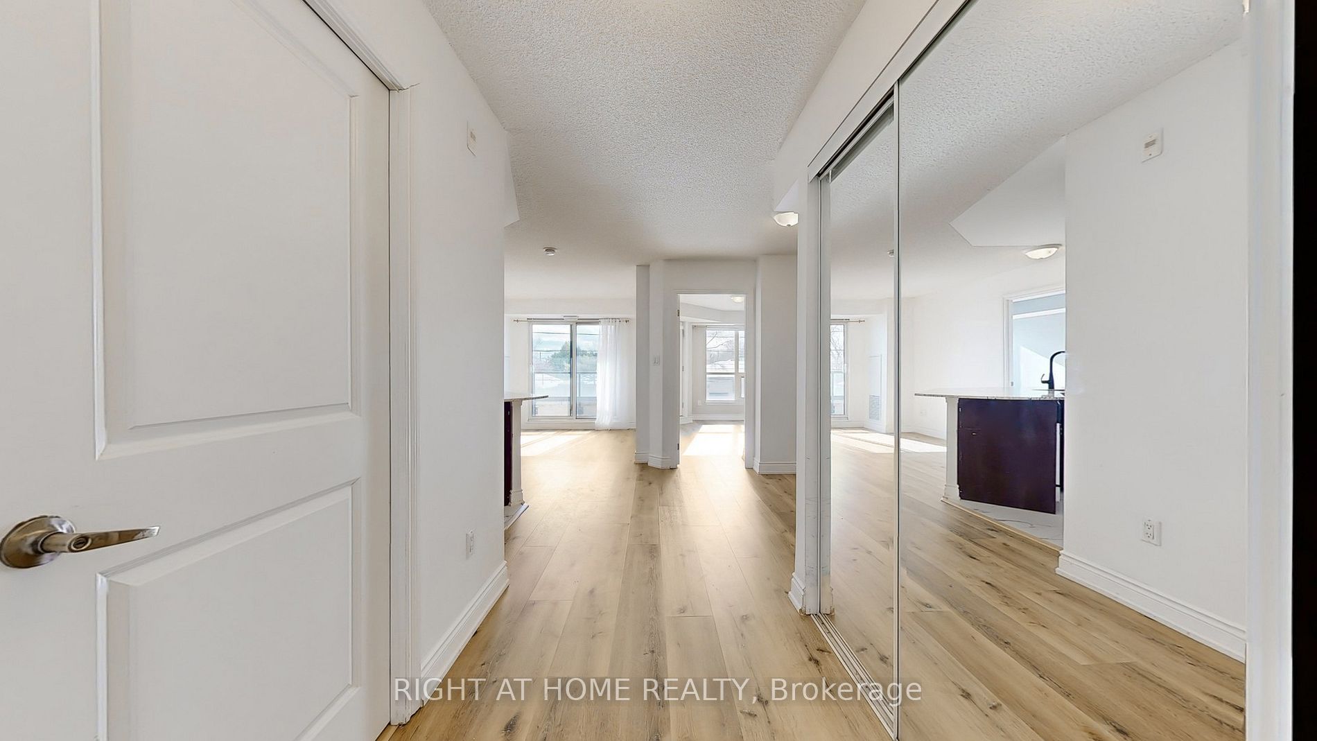 760 W Sheppard Ave 212