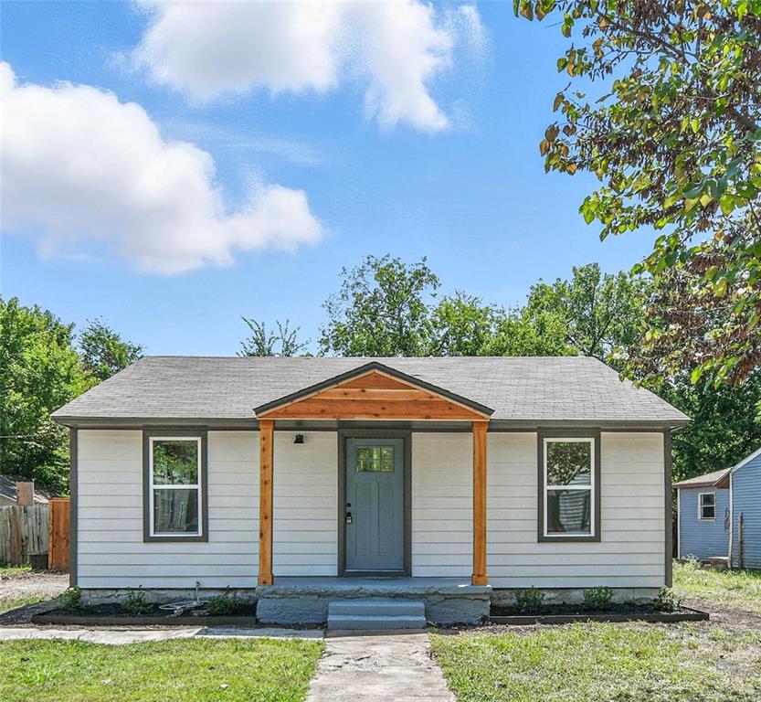 Contractors Dream! Oversized 2 Car Garage with Workshop + Fully Renovated Home! This clean remodeled 2 bedroom, 1 bathroom home in Arlington Heights Addition is truly move-in ready and packed with features that make it the perfect place to call home. Whether you're a contractor needing space or a homeowner looking for comfort, this one has it all! From the moment you arrive, the front porch accented with cedar details offers a warm and inviting first impression, enhancing the home's curb appeal and charm. Inside, you’ll find a beautifully updated interior featuring fresh neutral paint and new luxury vinyl plank flooring throughout. The fully renovated kitchen boosts custom cabinetry, quartz countertops, and all-new stainless steel appliances which includes a gas range. The bathroom has a modern tile shower, new vanity with quartz countertops and contemporary fixtures. But the real gem? An oversized garage with a dedicated workshop. Located in Fort Worth ISD and just minutes from major highways and shopping centers. NO HOA. Don't miss your chance, schedule a showing today! *ZERO DOWN PAYMENT, CONVENTIONAL FINANCING AVAILABLE, 5.5% INTEREST RATE, NO PMI, 620 MINIMUM CREDIT SCORE* *SELLER FINANCING AVAILABLE WITH 20% DOWN, 9.9% INTEREST* Inquire for details about special financing