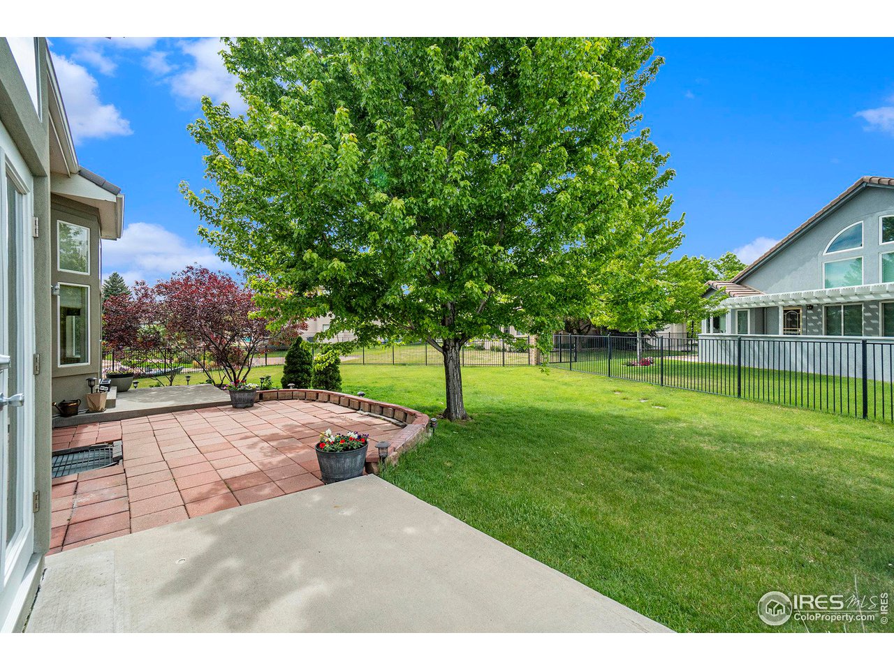 457 Harbor Ct