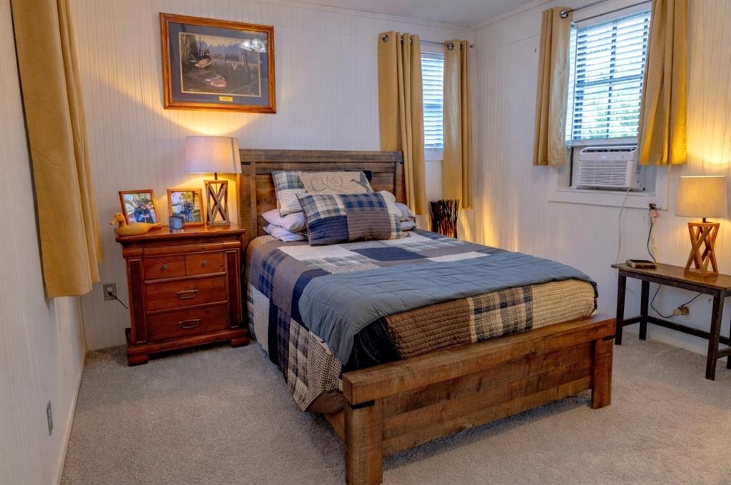 389 Hillcrest Circle