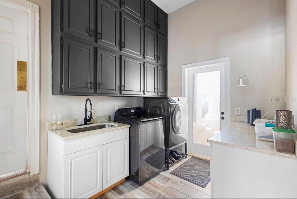 1126 Brownshire Court