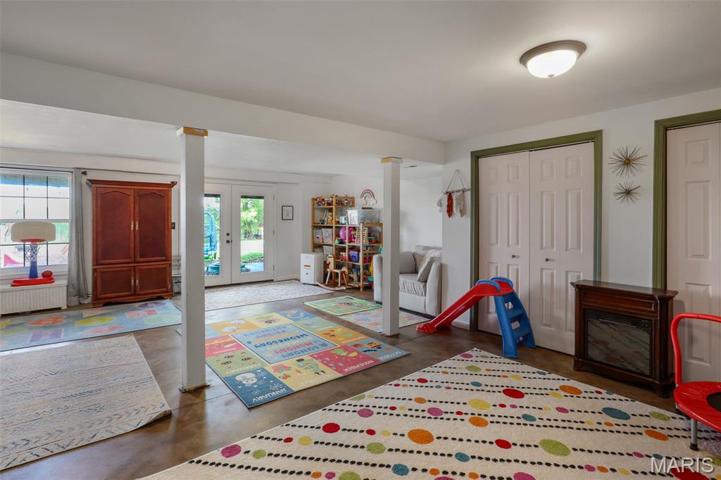 301 Ridgewood Court