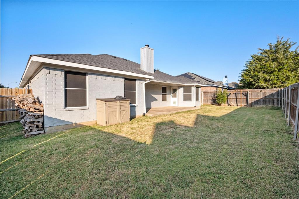 1708 Country Crest Lane