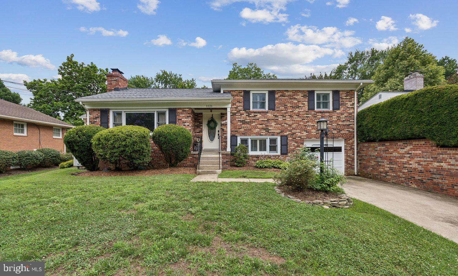 1121 Tanley Road
