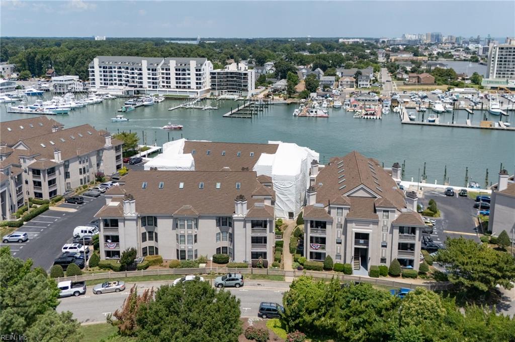 407 Harbour Point 303, Virginia Beach, VA 