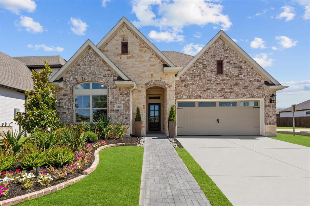Splendid spaces and modern comforts blend to create the Lynnhaven home plan. Play host and get the most out of everyday life in your welcoming and beautiful open concept floor plan. The chef’s specialty kitchen supports the full variety of cuisine exploration and includes an island for the family to gather around. Both spare bedrooms provide a wonderful space for growth and personalization. Design a productive home office or a sensational lounge in the impressive study. Your refined Owner’s Retreat features a delightful en suite bathroom and an oversized walk-in closet. David Weekley’s World-class Customer Service will make the building process a delight with this impressive new home plan.