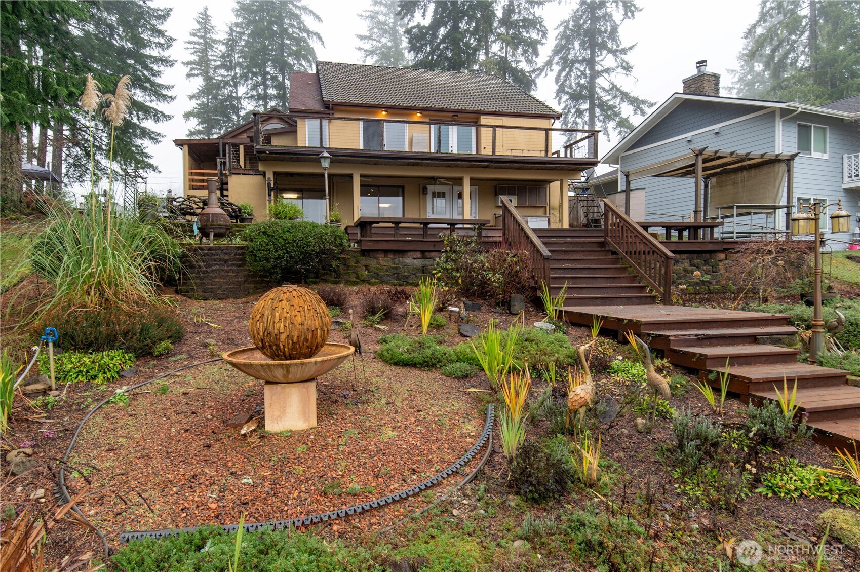 2980 E Mason Lake Drive E