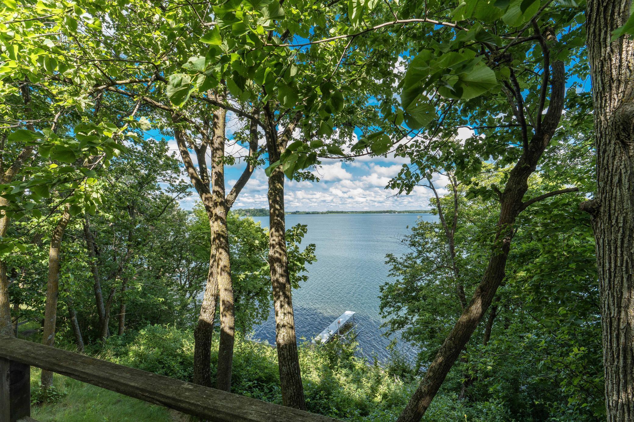 39060 Peninsula Lane