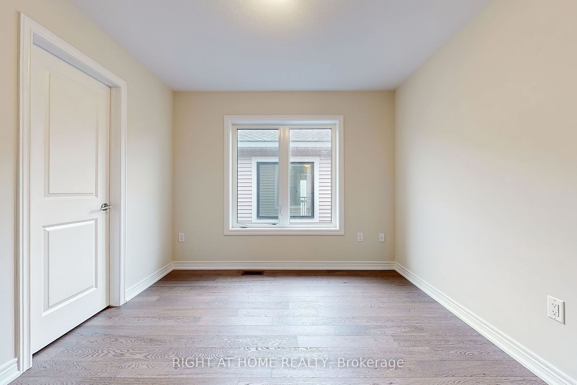 91 Starfire Cres