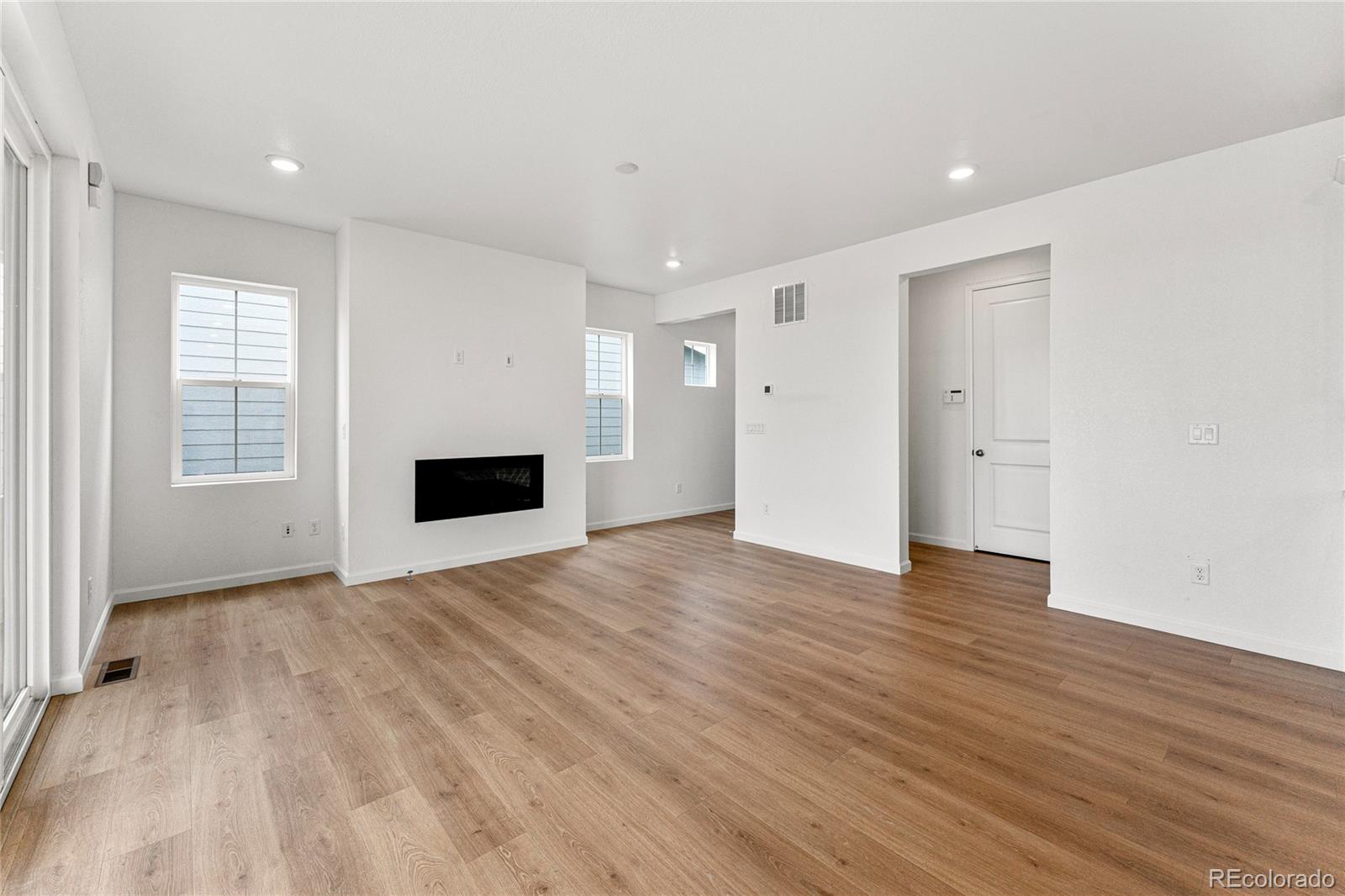 8944 Whiteclover Street