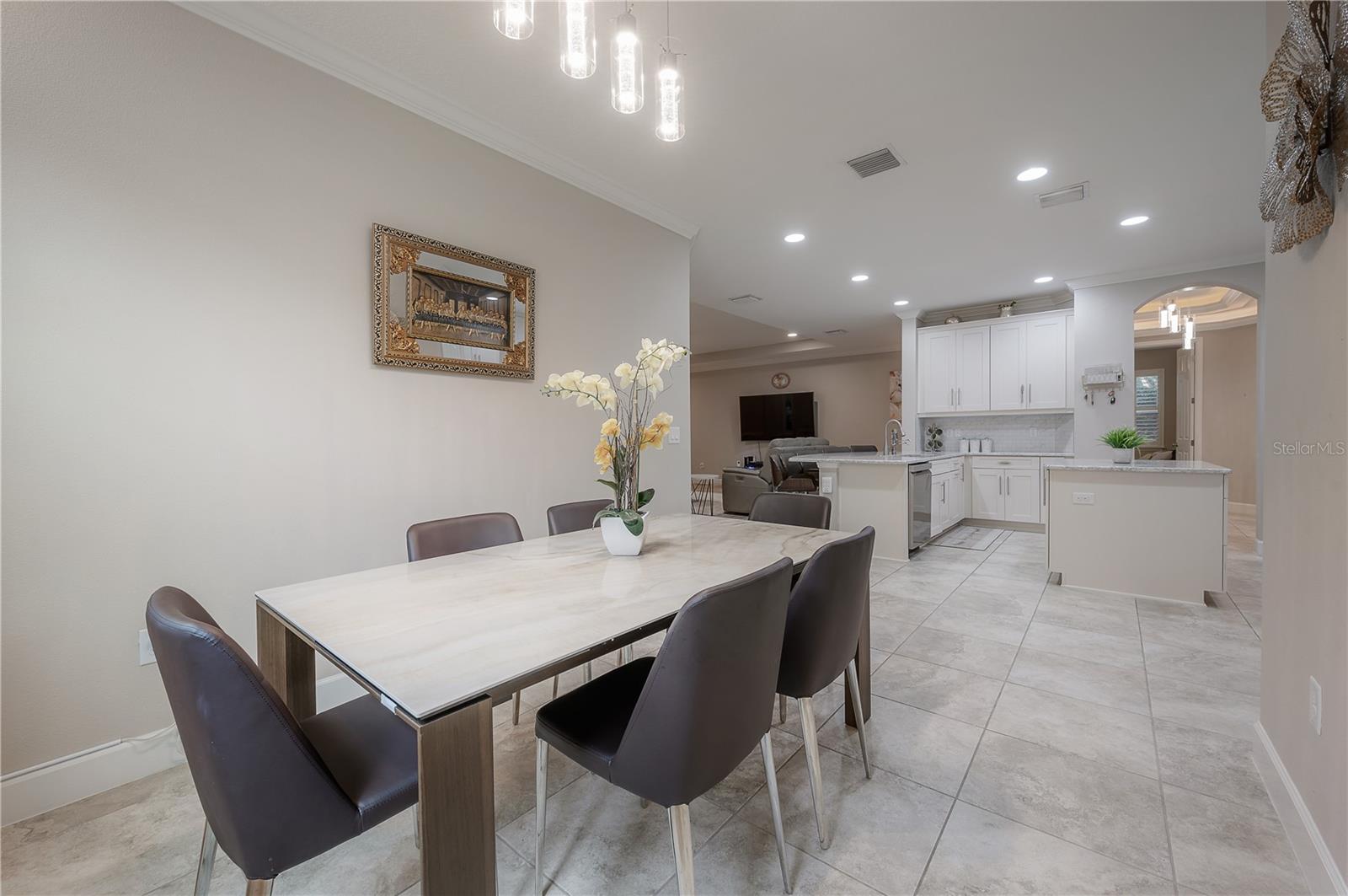 903 Heritage Groves Drive