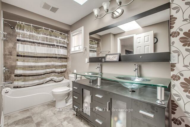 28 N Hettersley Dr