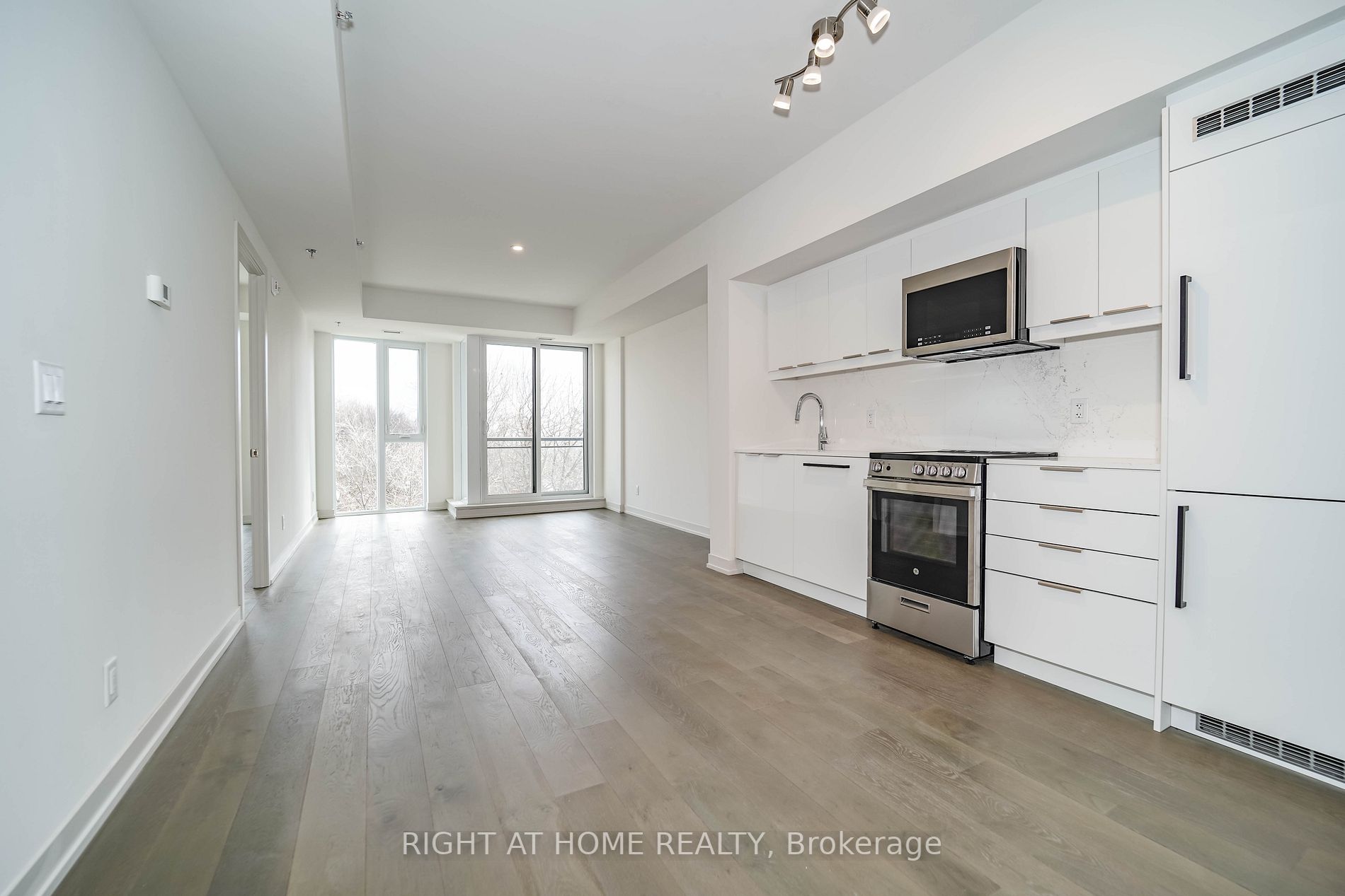 90 Glen Everest Rd 412