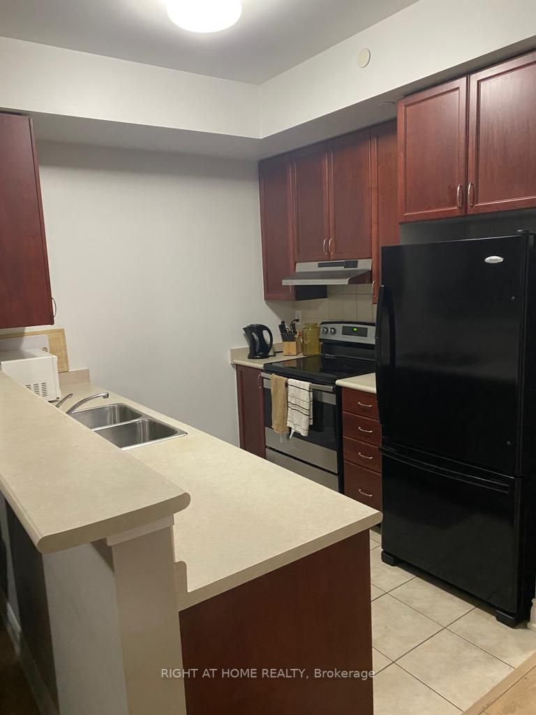 5150 Winston Churchill Blvd 212