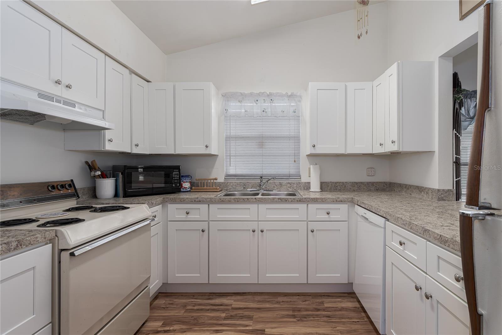 1522 12th Street Drive W