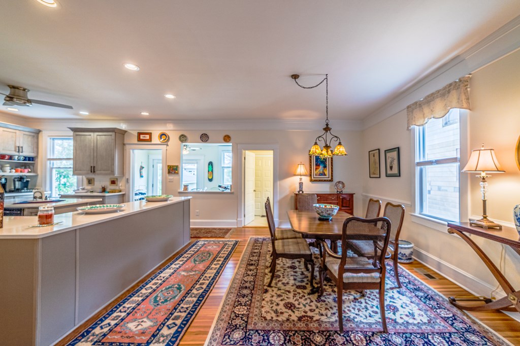 106 Bay Ave 15